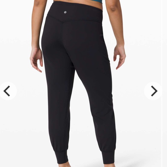 NWOT $98 Lululemon Align Jogger 28"
Black - Picture 2 of 10